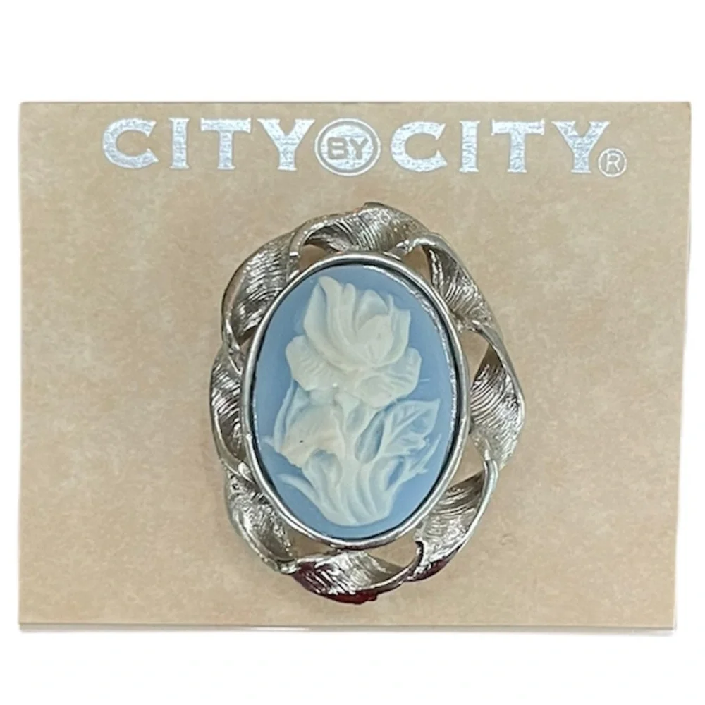 City by City Victorian Rennaissance Cameo Pin floral cameo